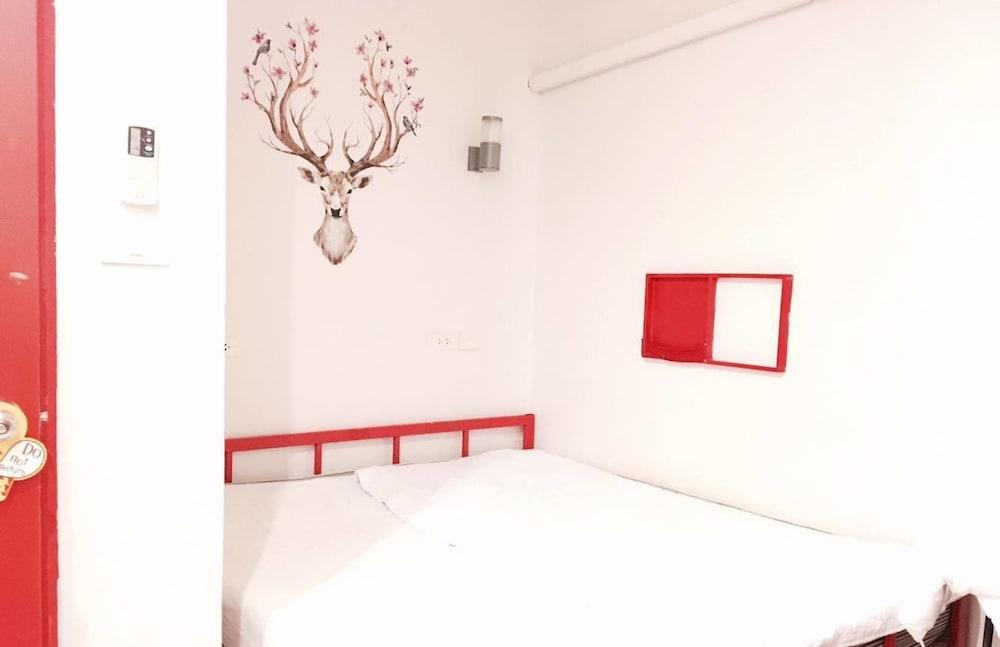 Jellybean Ezy Hostel Sathorn Bangkok Exterior foto